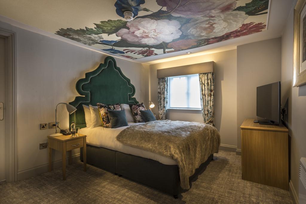 The Three Swans Hotel, Hungerford, Berkshire Eksteriør bilde