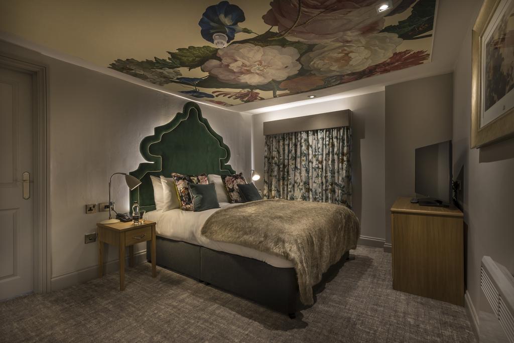 The Three Swans Hotel, Hungerford, Berkshire Eksteriør bilde